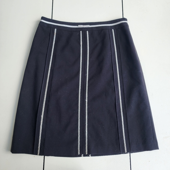 Ann Taylor Womens Petites Skirt Knee Length Back White Stich Pencil Zip 2P - Picture 1 of 9